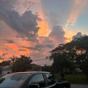 Meet your Posher, Kaitlynn